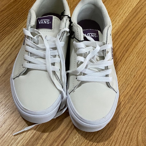 Vans Cream and Purple Women's Shoes - Picture 3 of 5